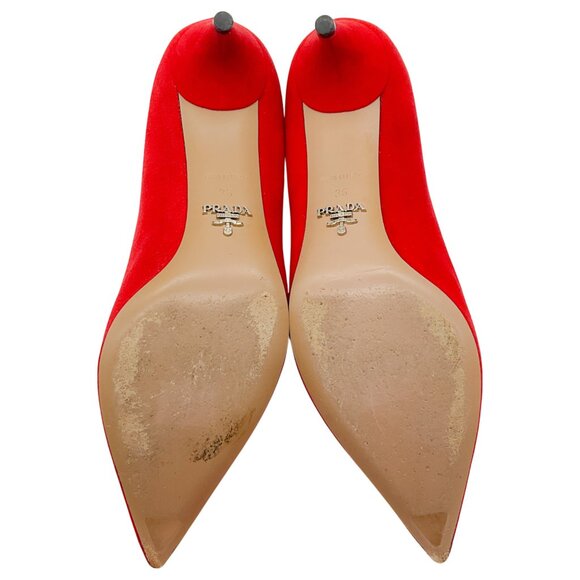 Prada Red Suede Scalloped Edge Kitten Heel Pumps - Picture 6 of 6